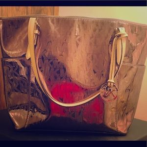 Authentic Metallic Bronze Michael Kors bag 💼
